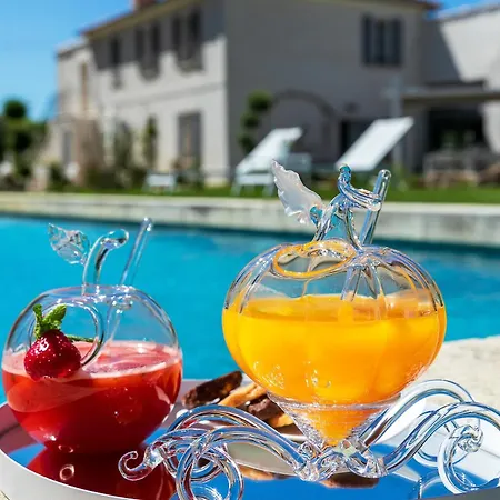 Gasthof Romantique, Jacuzzi Et Lit D'exception