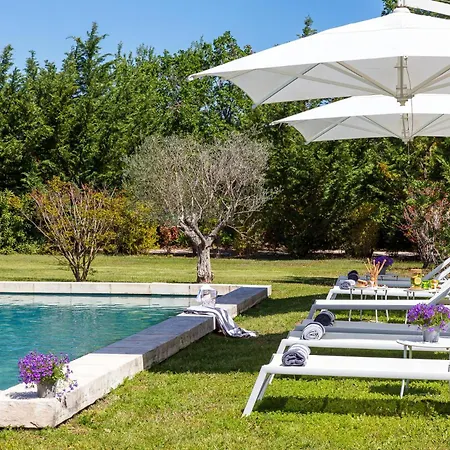 Гостевой дом La Bastide De Damien, 5 Clefs Demeure D'exception Et Table Remarquable Dans Le Guide Teritoria, Jacuzzi Privatif, Cuisine Etoilee Dominique Frerard Экс-ан-Прованс