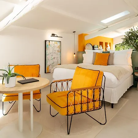 Гостевой дом La Bastide De Damien, 5 Clefs Demeure D'exception Et Table Remarquable Dans Le Guide Teritoria, Jacuzzi Privatif, Cuisine Etoilee Dominique Frerard 5*